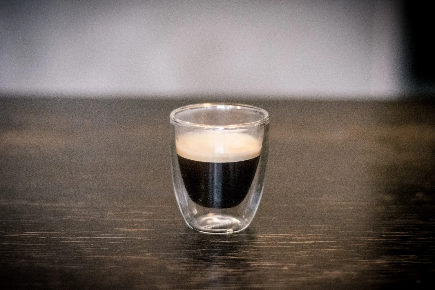 Małe, gęste i mocne espresso zastąpiło mi poranny napój energetyczny. Do smaku się przyzwyczajałem długo, ale serio - da się :)